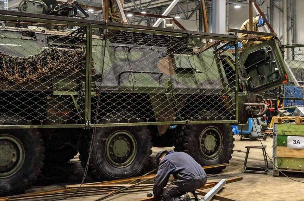 Cage armour on Pasi