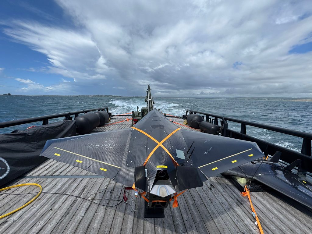 Nyan one-way effector on ship XV Patrick Blackett.